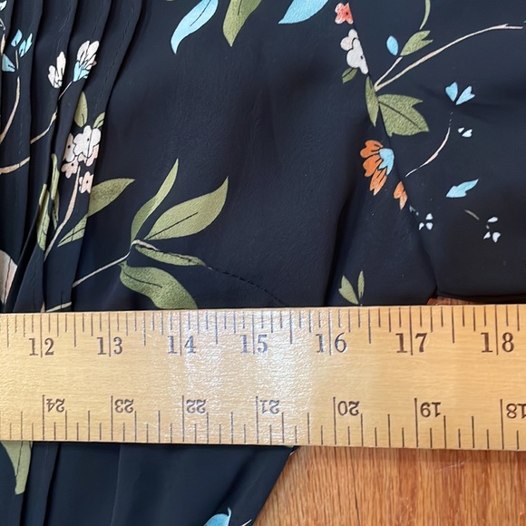 Nanette by Nanette Lepore Black Floral Pin tuck Dress Size 10 Tie Waist Buttons - Picture 9 of 14